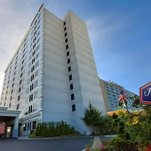 3* מלון Hampton Ny-jfk